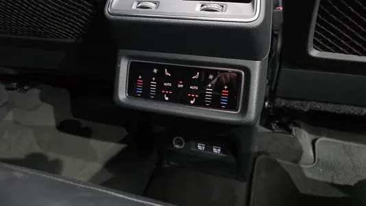 Audi e- 55 2020 23