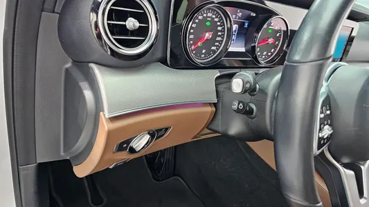 Mercedes-Benz E-Class W213 E300 2018 17