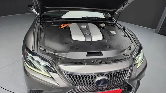 Lexus LS500h 5 3.5 AWD 2018 6