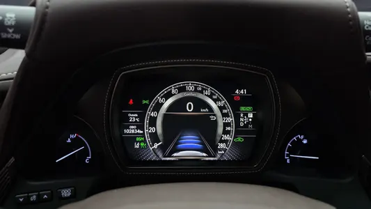 Lexus LS500h 5 3.5 AWD 2018 8