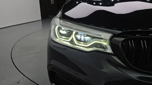 BMW 5 Series (G30) 520d M 2018 22