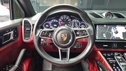 Porsche (PO536) 3.0 2020 12