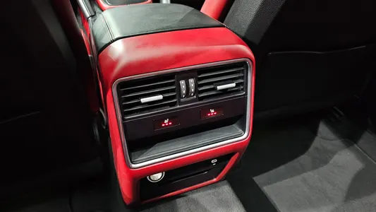 Porsche (PO536) 3.0 2020 34