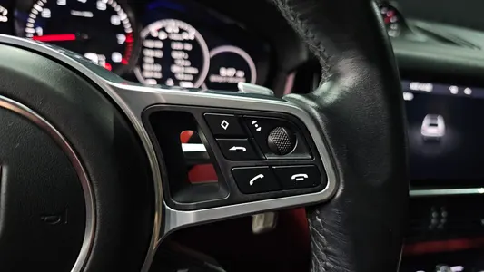 Porsche (PO536) 3.0 2020 28