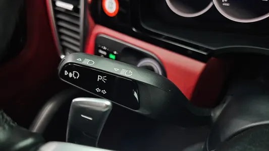 Porsche (PO536) 3.0 2020 29