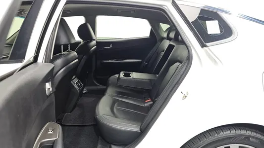 Kia K5 2 2.0 2019 11