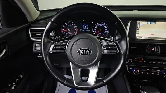 Kia K5 2 2.0 2019 17