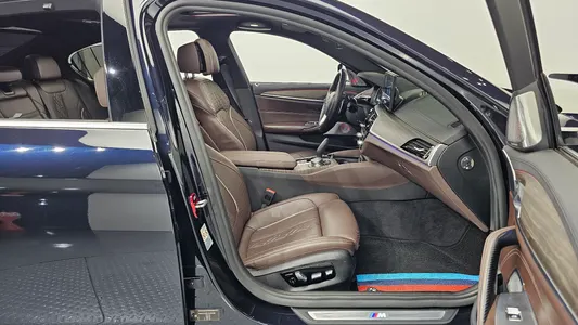 BMW 5 Series (G30) 520d M 2018 10