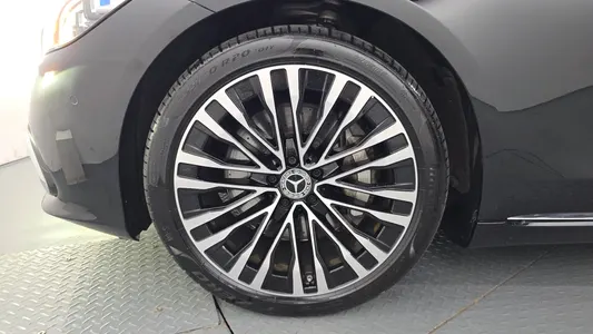 Mercedes-Benz S-Class W223 S580L 4MATIC 2021 5