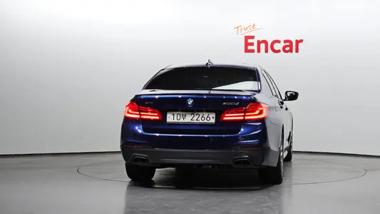 BMW 5 Series (G30) 520d xDrive M 2017 4