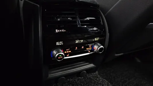 BMW 5 Series (G30) 520d xDrive M 2017 18