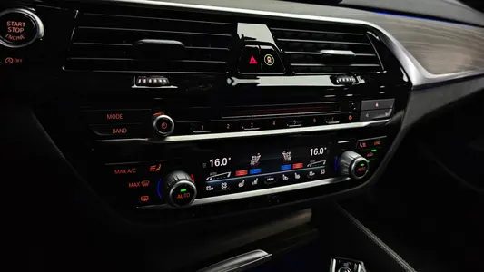 BMW 5 Series (G30) 520d xDrive M 2017 19