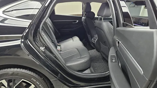 Hyundai (DN8) 2.0 2025 11