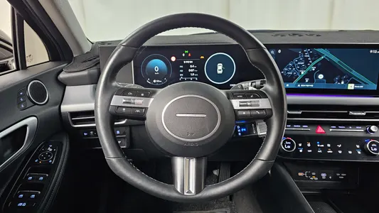 Hyundai (DN8) 2.0 2025 13