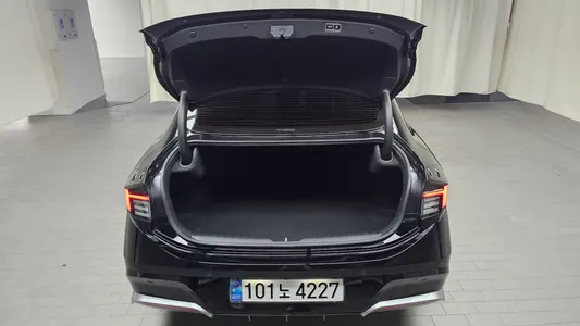 Hyundai (DN8) 2.0 2025 16