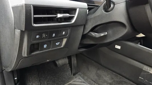 Hyundai (DN8) 2.0 2025 19