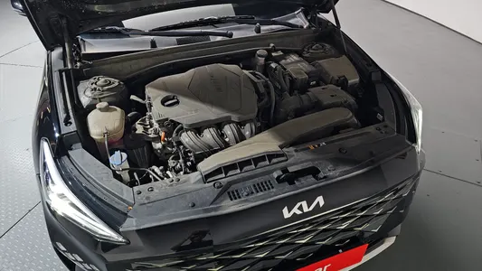 Kia K8 2.5 2WD 2022 6
