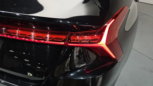 Kia K8 2.5 2WD 2022 23