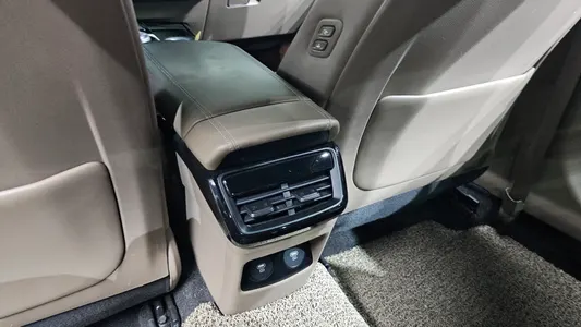 Kia K8 2.5 2WD 2022 33