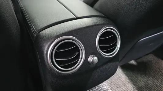 Mercedes-Benz C-Class W205 C220 d 4MATIC 2019 29
