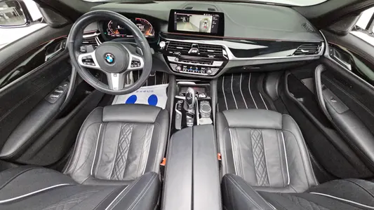 BMW 5 Series (G30) 520d M 2020 7