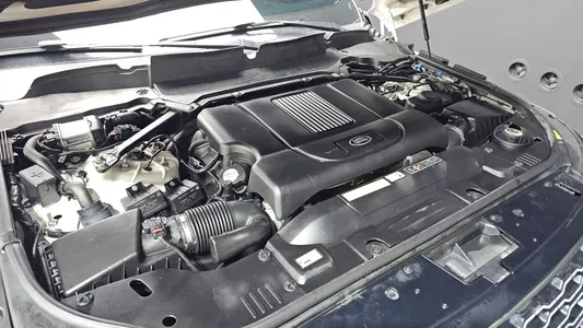 Land Rover 4 4.4 SDV8 AB 2018 6