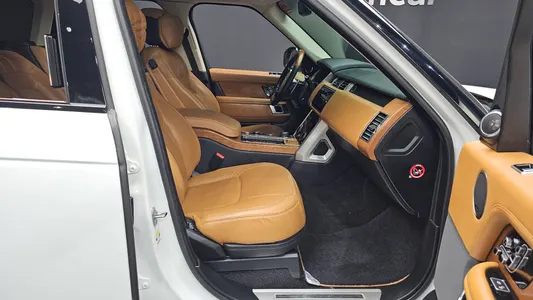 Land Rover 4 4.4 SDV8 AB 2018 26