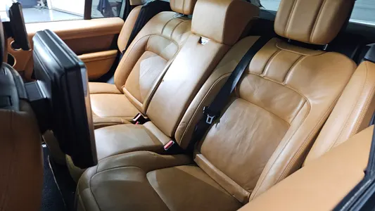 Land Rover 4 4.4 SDV8 AB 2018 34