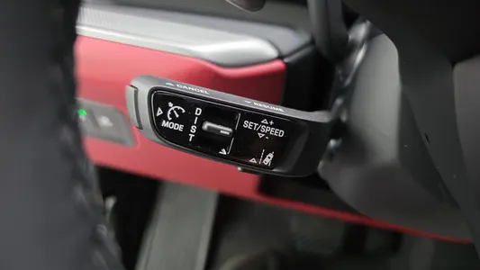 Porsche (PO536) 3.0 E- 2025 15