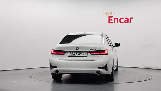 BMW 3 Series (G20) 320d 2019 4