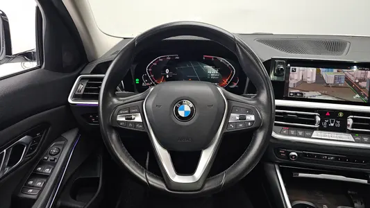 BMW 3 Series (G20) 320d 2019 13