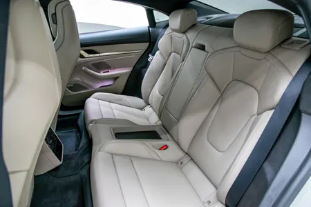 Porsche 타이칸 4S 2021 11
