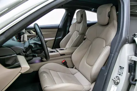 Porsche 타이칸 4S 2021 10