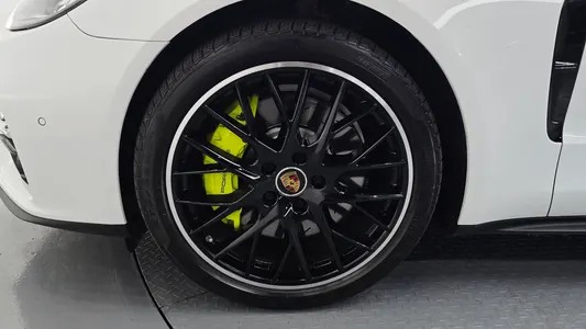 Porsche (971) 2.9 AWD E- 2021 5