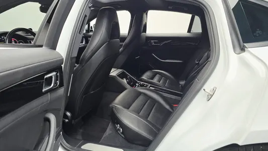 Porsche (971) 2.9 AWD E- 2021 11