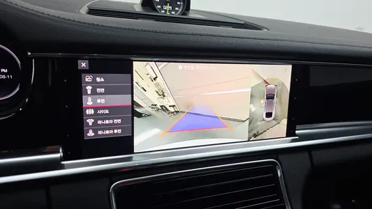 Porsche (971) 2.9 AWD E- 2021 18