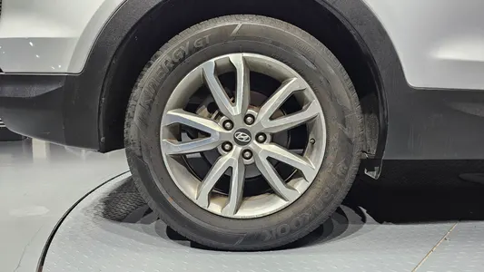 Hyundai DM (e-VGT) 2.0 2WD 2012 5