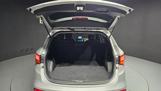 Hyundai DM (e-VGT) 2.0 2WD 2012 19