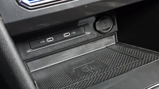 Volkswagen 2 2.0 TDI 4 2023 30