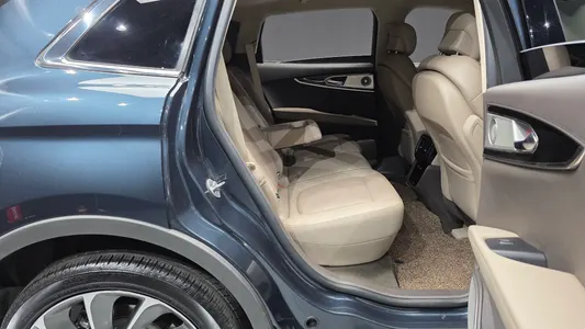 Lincoln 1 2.7 202A AWD 2023 12