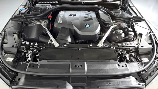BMW 5 Series (G60) 520i 2026 5