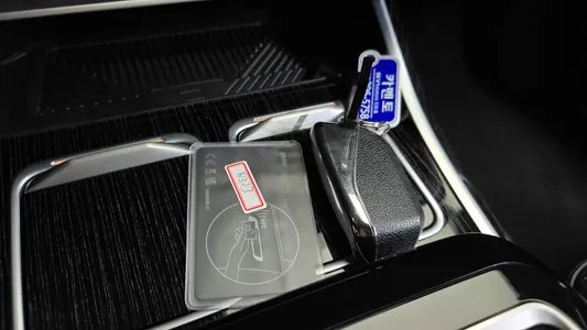 BMW 7 Series (G70) 740i xDrive M 2025 18