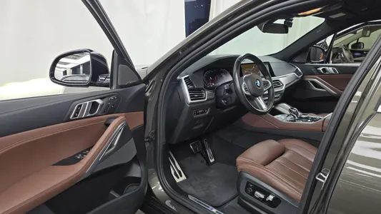 BMW X6 (G06) xDrive40i M 2021 10