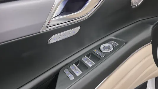 Genesis GV80 2.5T 2WD 2023 28