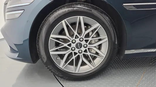 Genesis G80 (RG3) 2.5 2WD 2025 5
