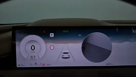 Genesis G80 (RG3) 2.5 2WD 2025 8