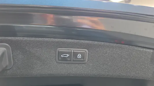 Genesis G80 (RG3) 2.5 2WD 2025 18