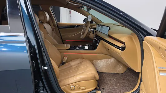 Genesis G80 (RG3) 2.5 2WD 2025 26