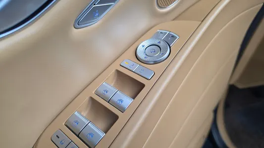 Genesis G80 (RG3) 2.5 2WD 2025 29
