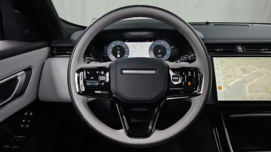 Land Rover 레인지로버 벨라 2.0 P250 SE 2025 12